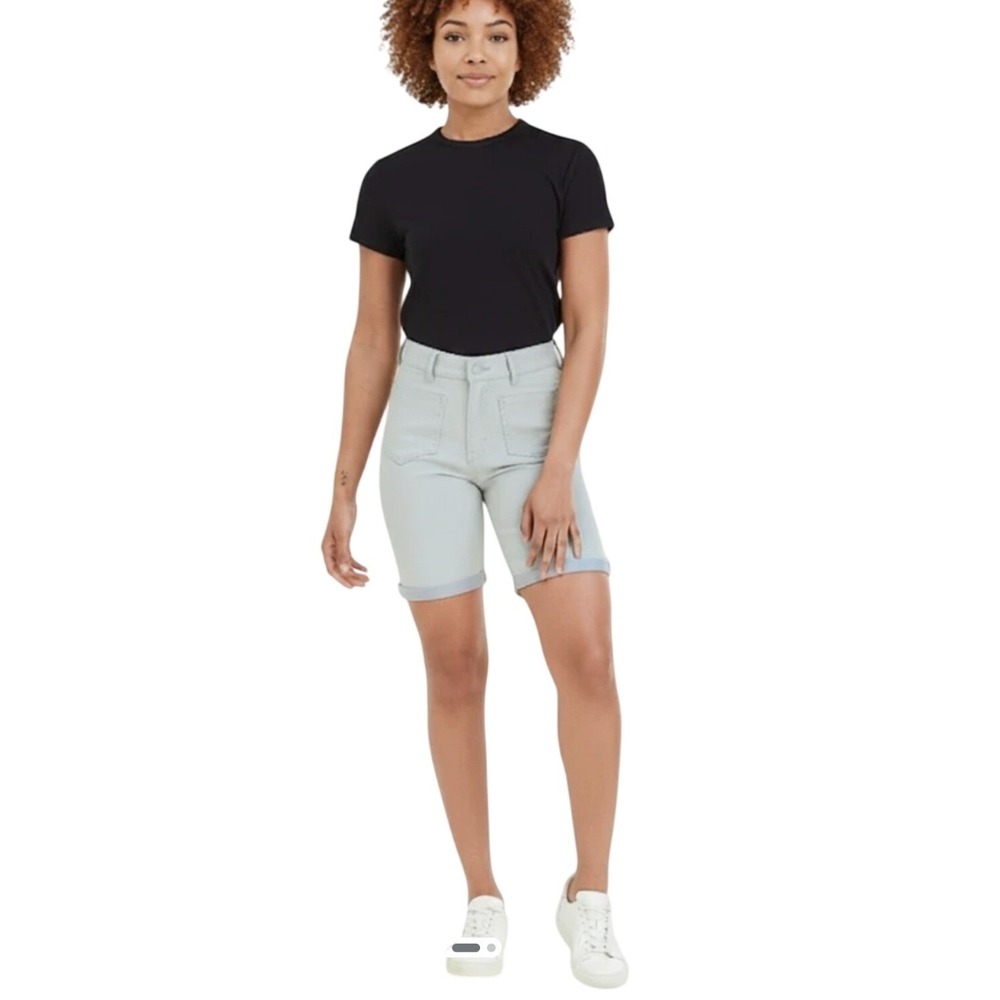 Soft Surroundings Womens Light Wash Denim Bermuda Shorts Cuffed Size L Stretch